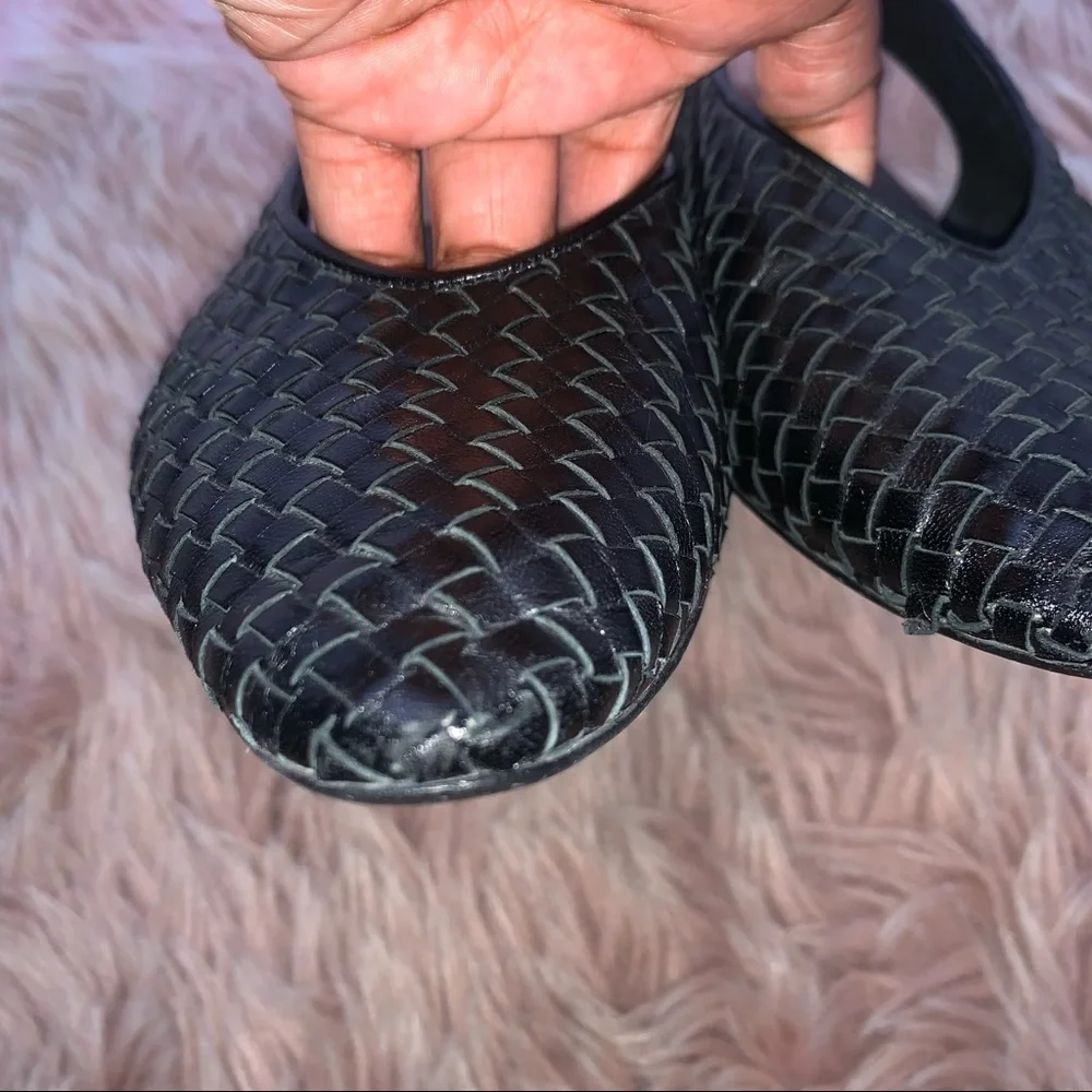 EVERLANE | The V Slingback Woven Black Flats - Picture 9 of 13